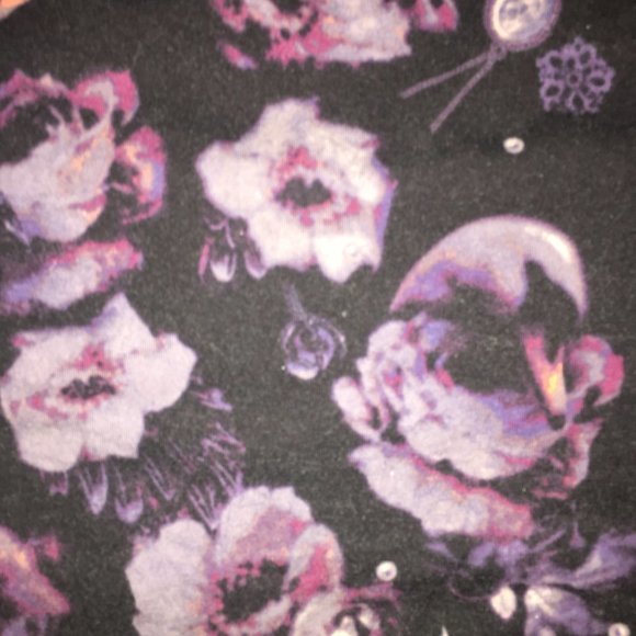 Edgy Black Floral Mini Skirt - Picture 2 of 2